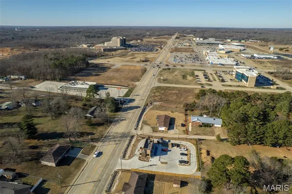 $449,000 | 2911 Oak Grove Road, Poplar Bluff, MO 63901