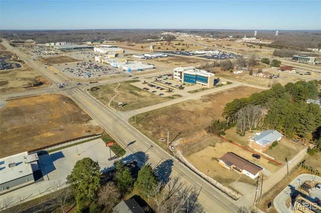 $449,000 | 2911 Oak Grove Road, Poplar Bluff, MO 63901