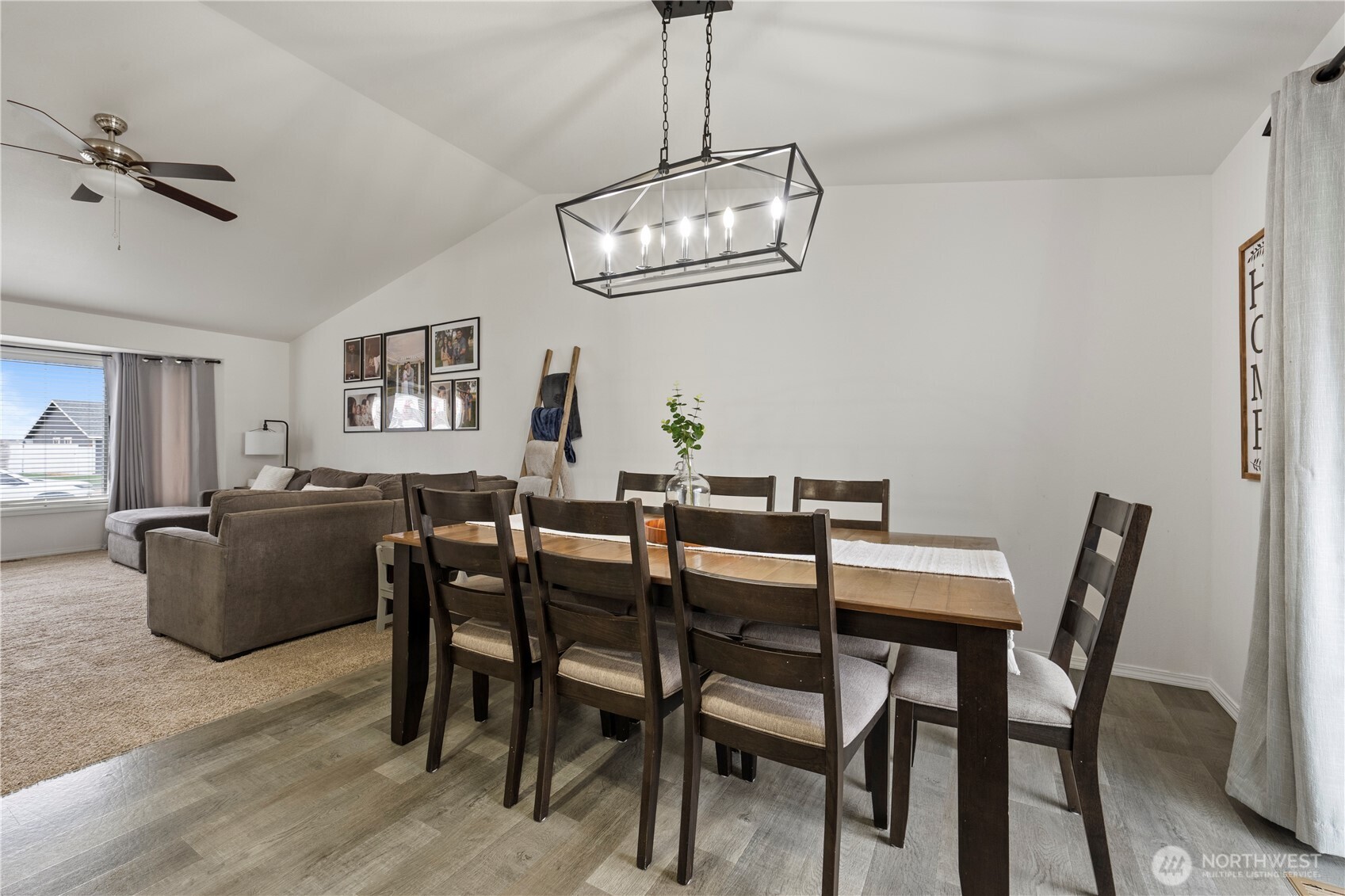 1045 Sandstone Street Othello, WA 99344 - Photo 10 of 20 a view of a dining room with furniture