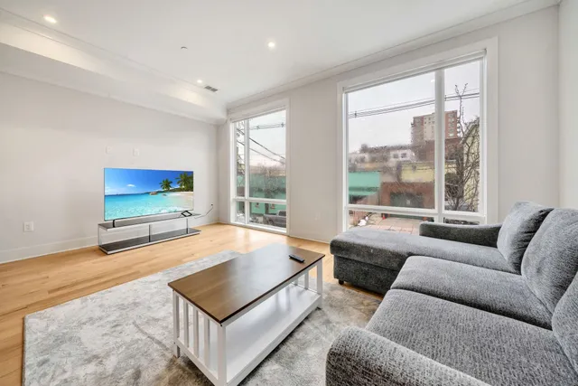 $799,000 | 136 35th Street, Unit 1, Union City, NJ 07087