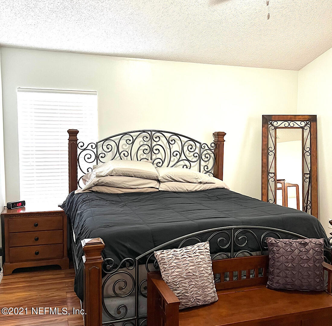 1406 Runes Court Middleburg, FL 32068 - Photo 13 of 29 Master Bedroom