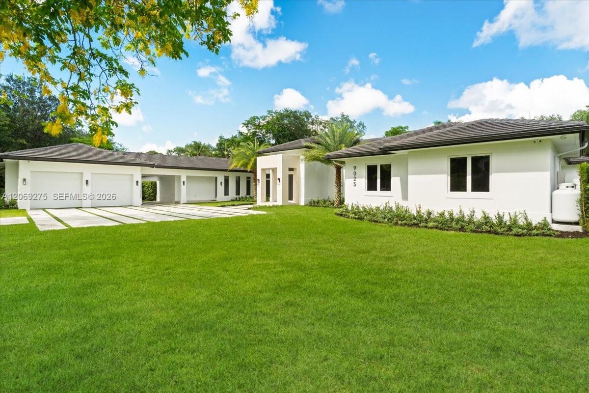 9025 Southwest 114th Street Miami, FL 33176 - Photo 39 of 45 Photo 39