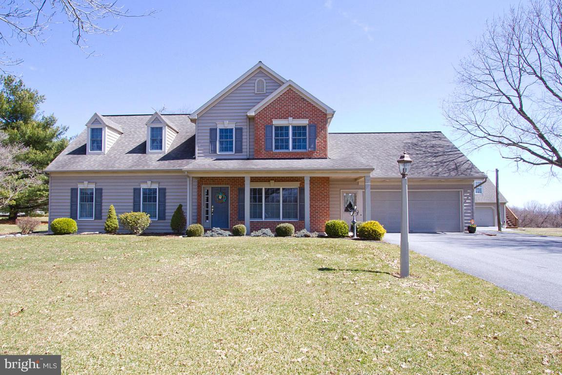 241 Keener Road Lititz, PA 17543 - Photo 2 of 50