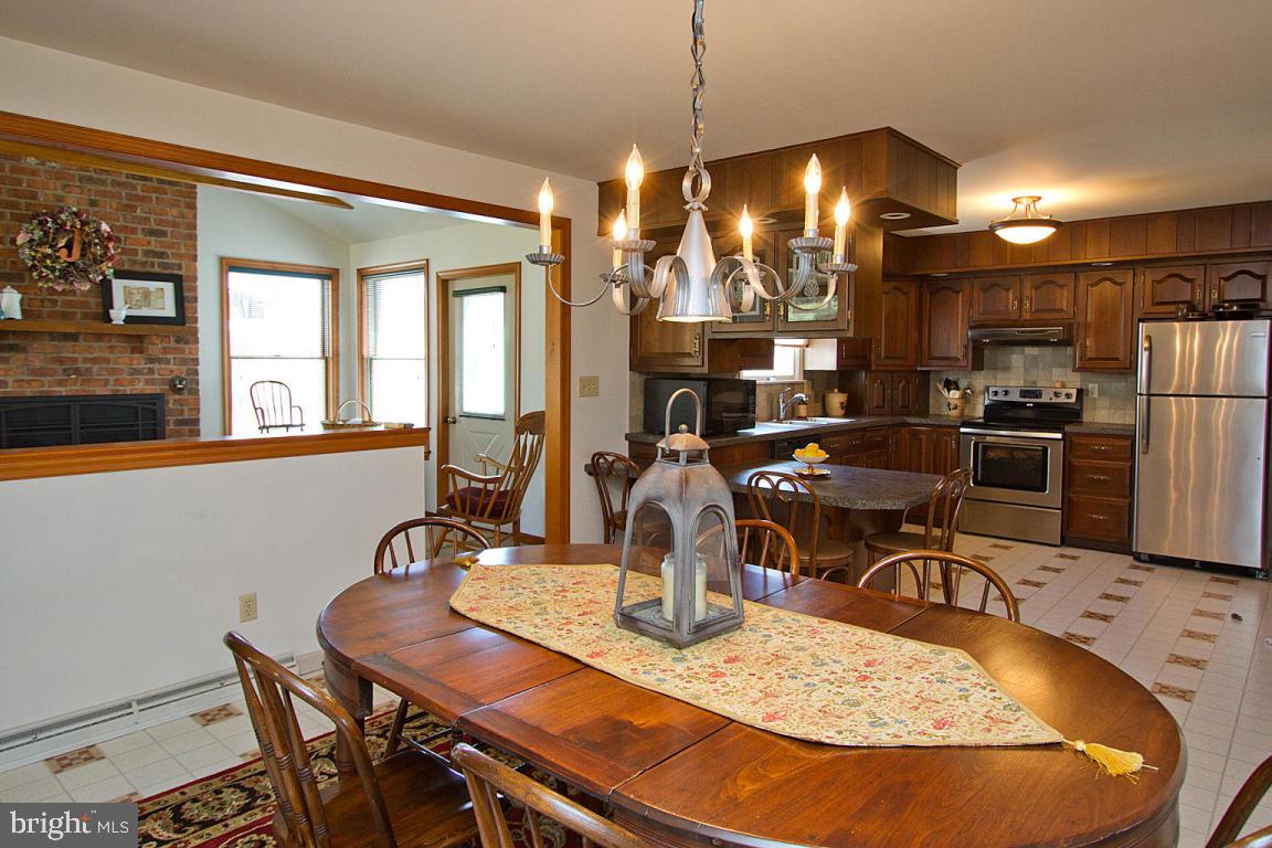 241 Keener Road Lititz, PA 17543 - Photo 11 of 50