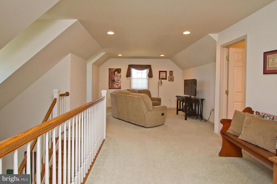 241 Keener Road Lititz, PA 17543 - Photo 32 of 50