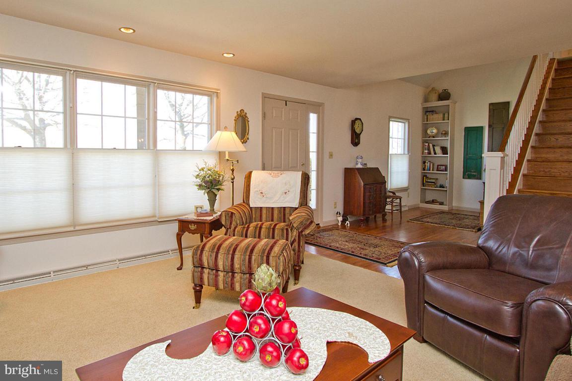 241 Keener Road Lititz, PA 17543 - Photo 9 of 50