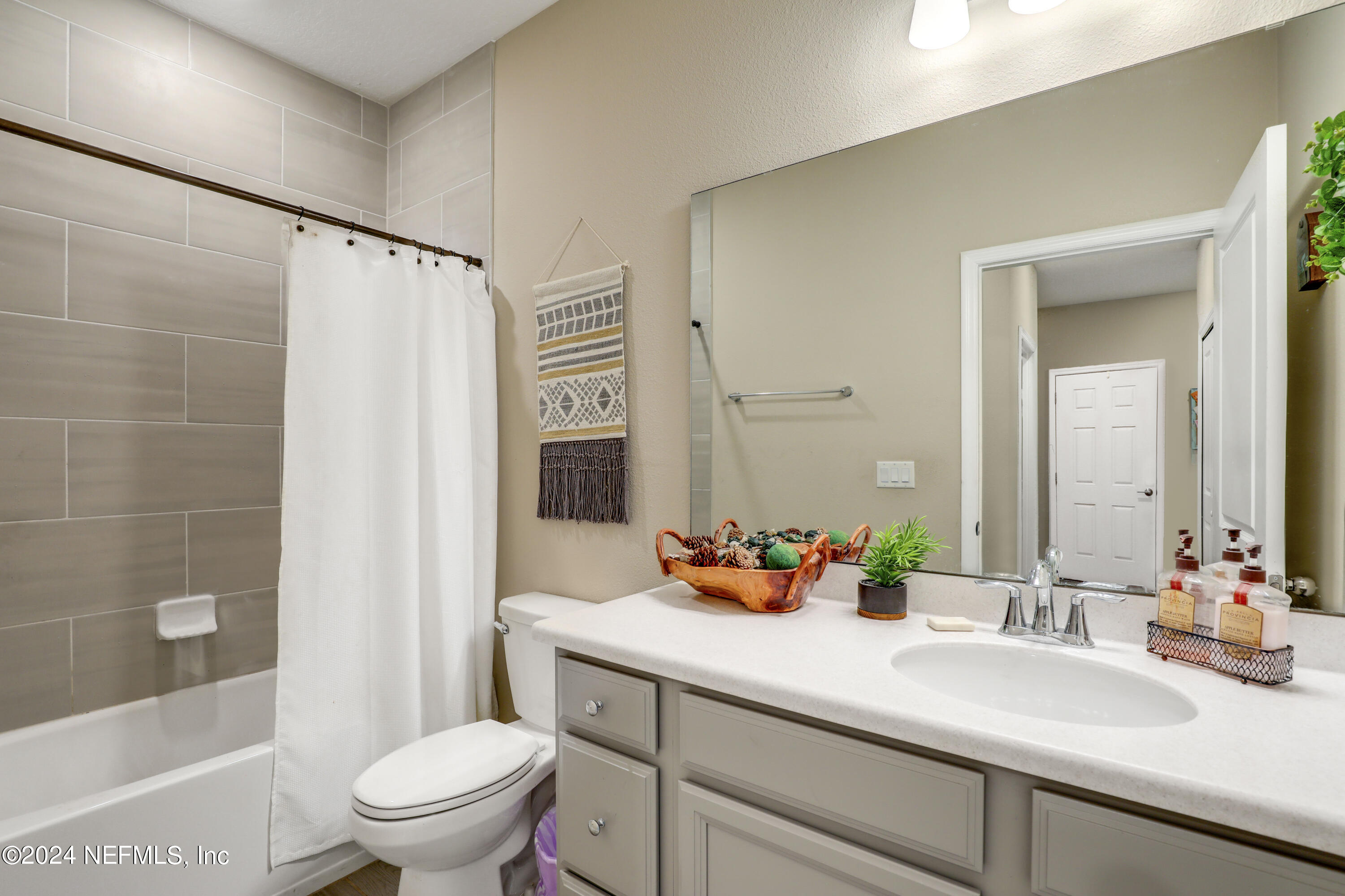 7453 Rimrock Court Jacksonville, FL 32222 - Photo 11 of 69 10 Bathroom