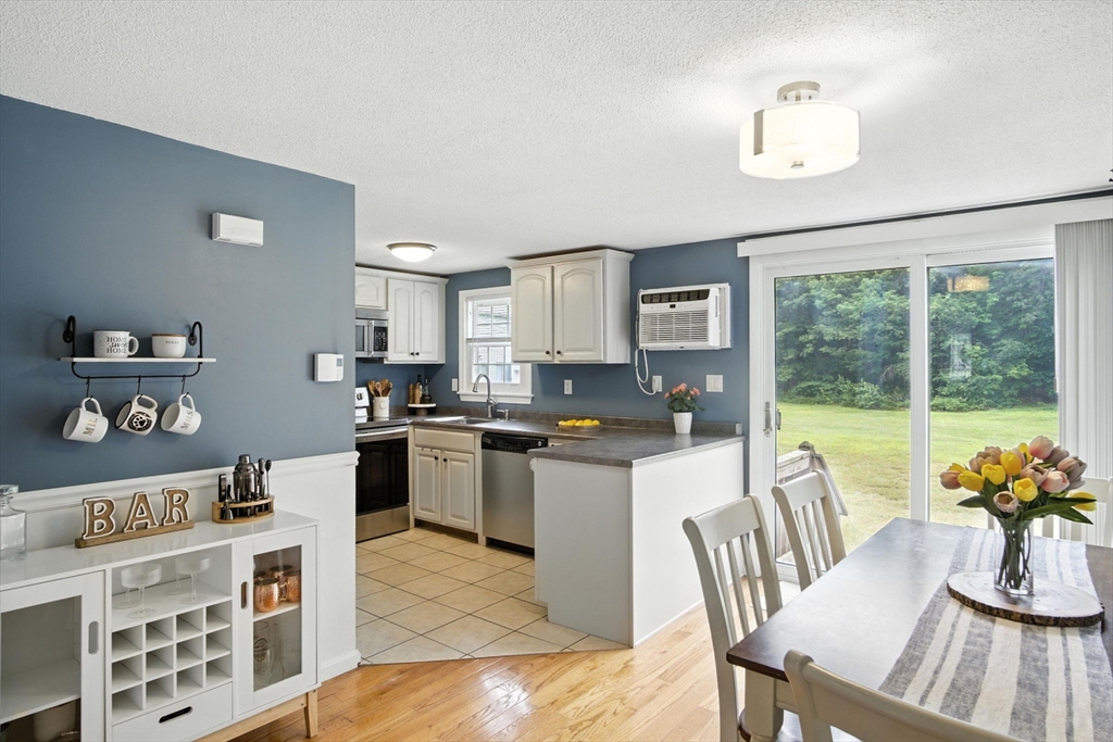 18 Westford Road, Unit 5 Ayer, MA 01432 - Photo 13 of 41 Gallery Image 13