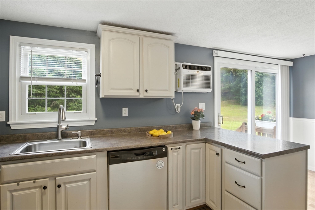 18 Westford Road, Unit 5 Ayer, MA 01432 - Photo 15 of 41 Gallery Image 15