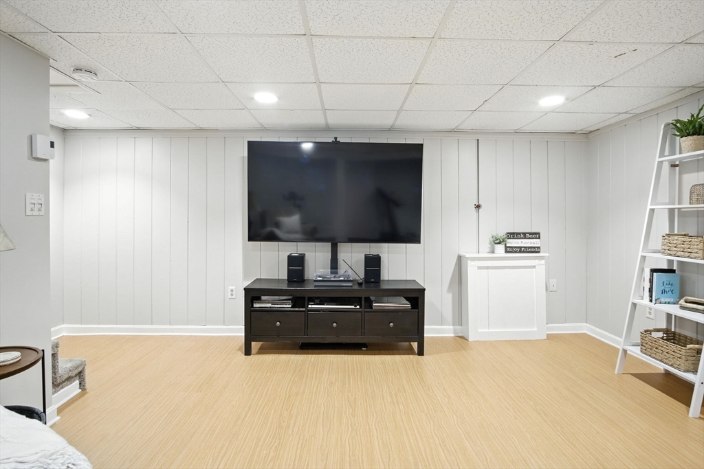 18 Westford Road, Unit 5 Ayer, MA 01432 - Photo 29 of 41 Gallery Image 29