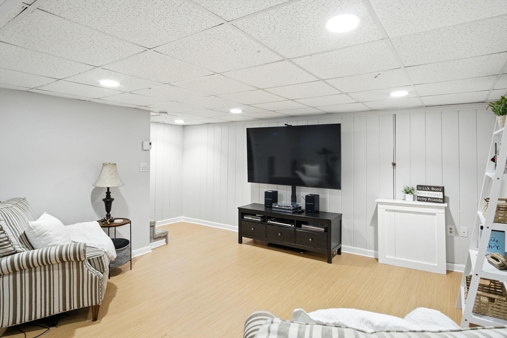 18 Westford Road, Unit 5 Ayer, MA 01432 - Photo 30 of 41 Gallery Image 30