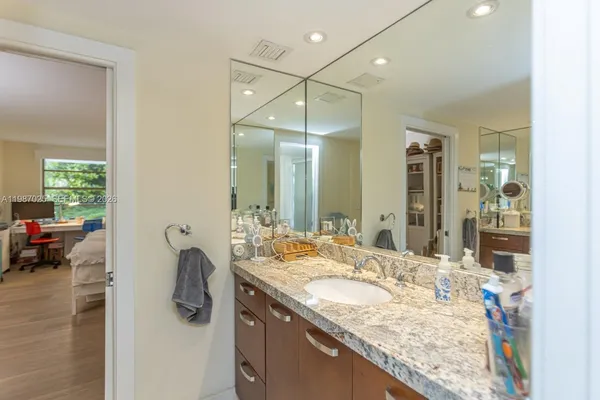 $1,950,000 | 155 Ocean Ln Drive, Unit 201, Key Biscayne, FL 33149