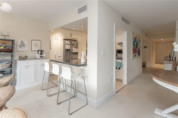 $1,950,000 | 155 Ocean Ln Drive, Unit 201, Key Biscayne, FL 33149