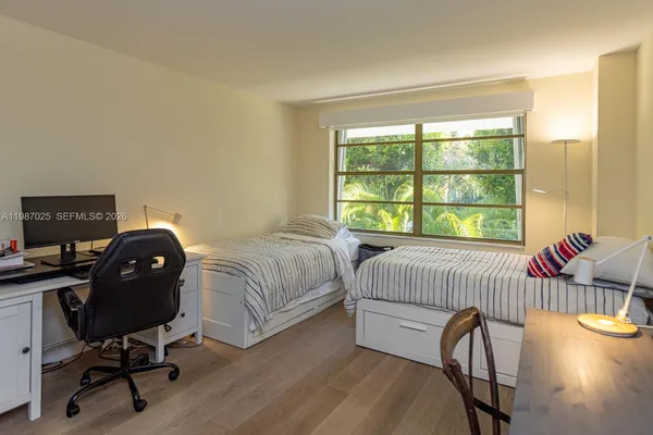 $1,950,000 | 155 Ocean Ln Drive, Unit 201, Key Biscayne, FL 33149