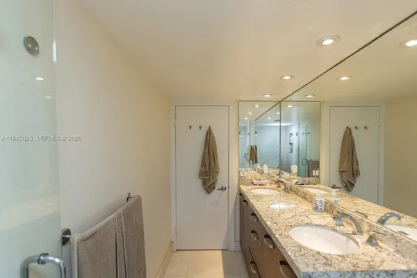 $1,950,000 | 155 Ocean Ln Drive, Unit 201, Key Biscayne, FL 33149