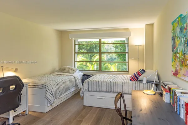 $1,950,000 | 155 Ocean Ln Drive, Unit 201, Key Biscayne, FL 33149