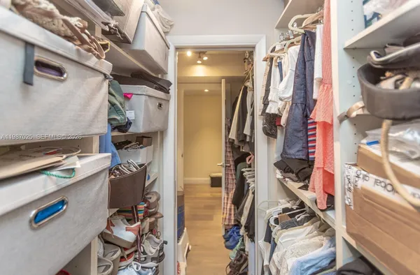 $1,950,000 | 155 Ocean Ln Drive, Unit 201, Key Biscayne, FL 33149