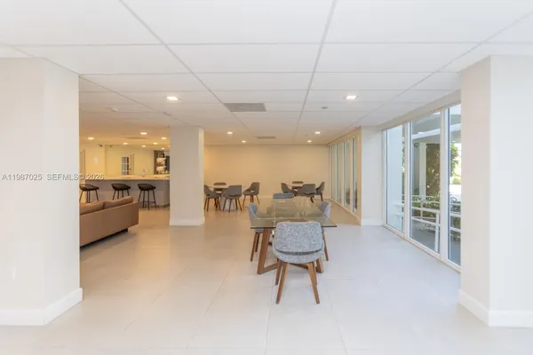 $1,950,000 | 155 Ocean Ln Drive, Unit 201, Key Biscayne, FL 33149