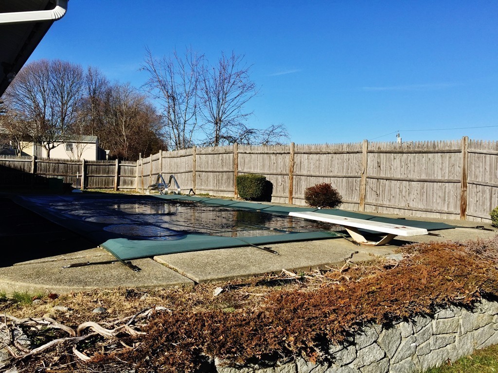 37 Amherst Road Beverly, MA 01915 - Photo 16 of 21 Gallery Image 16
