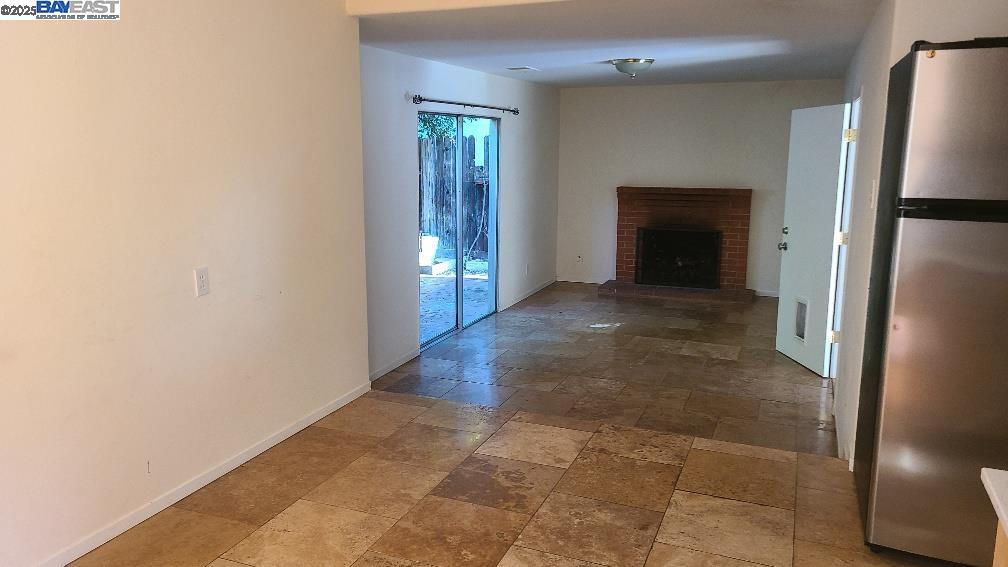 1501 L Street Davis, CA 95616 - Photo 7 of 23 a view of entryway