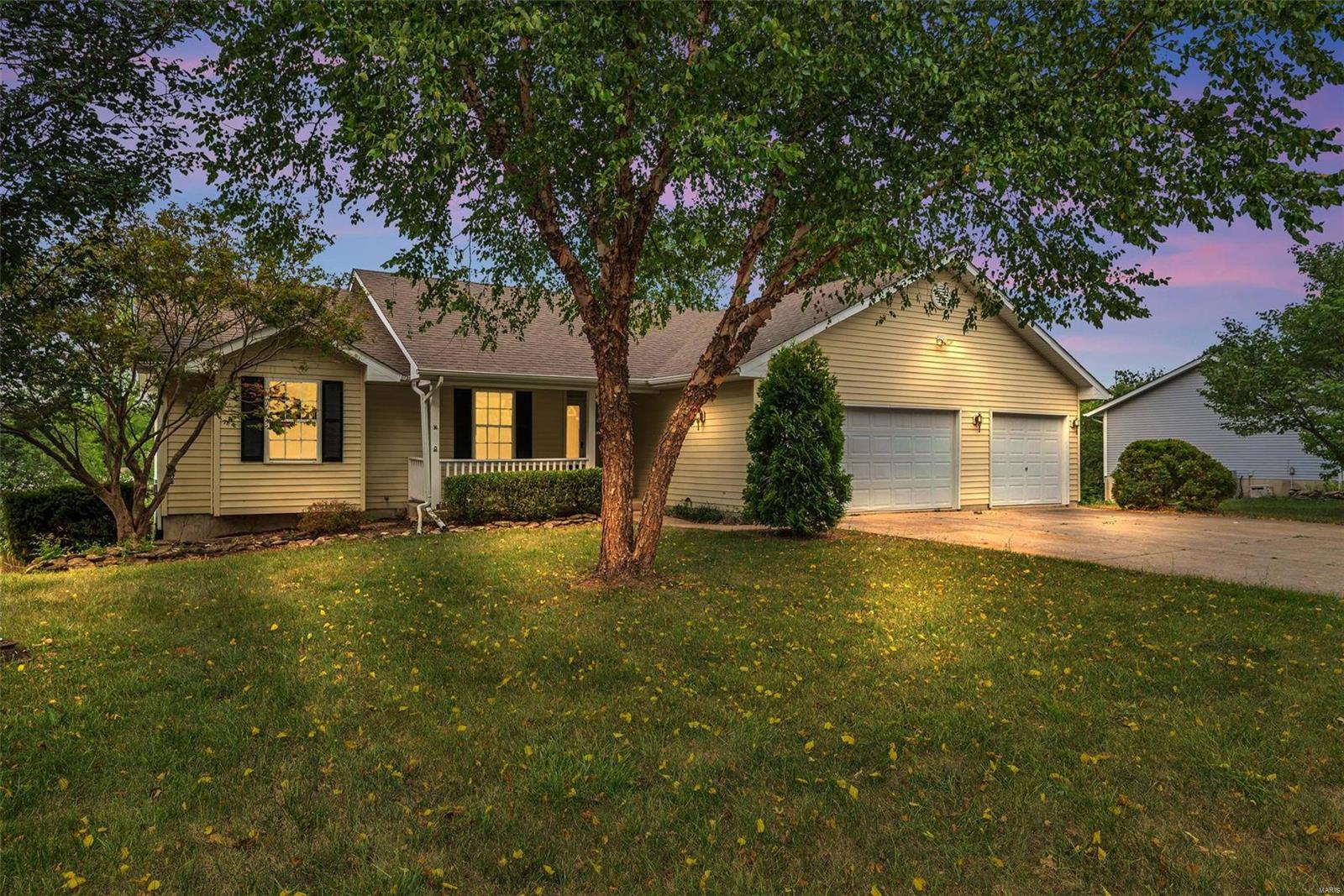 1019 Judy Lane, Troy, MO 63379 Compass