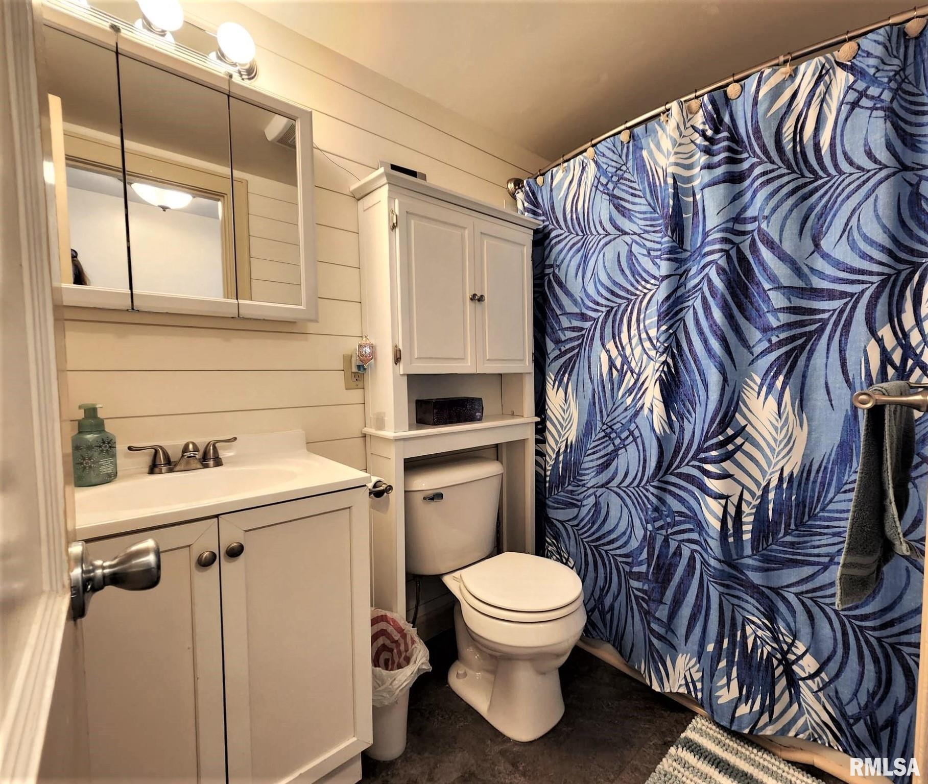 2017 Monroe Street Quincy, IL 62301 - Photo 15 of 27 Gallery Image 15