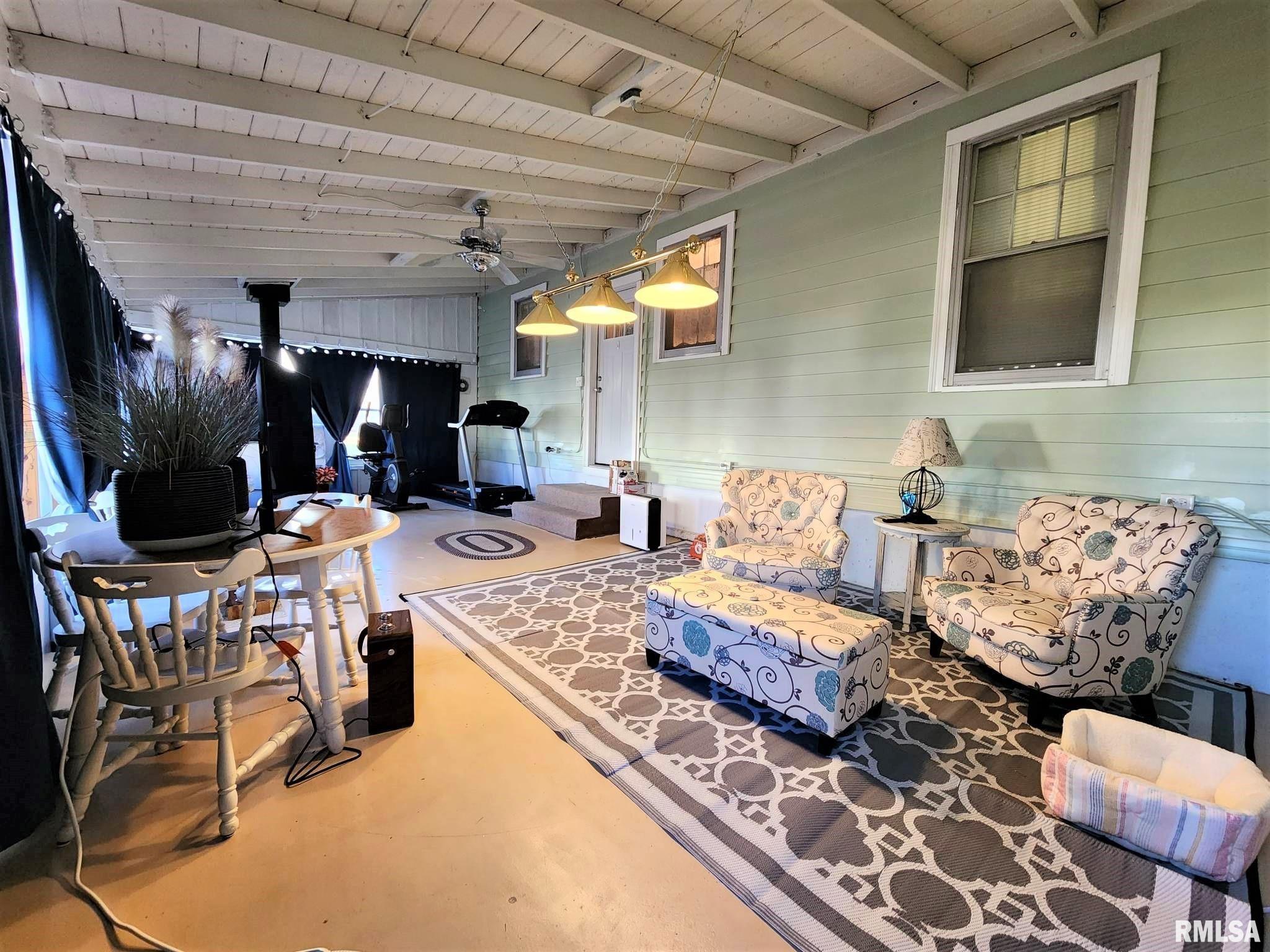 2017 Monroe Street Quincy, IL 62301 - Photo 17 of 27 Gallery Image 17