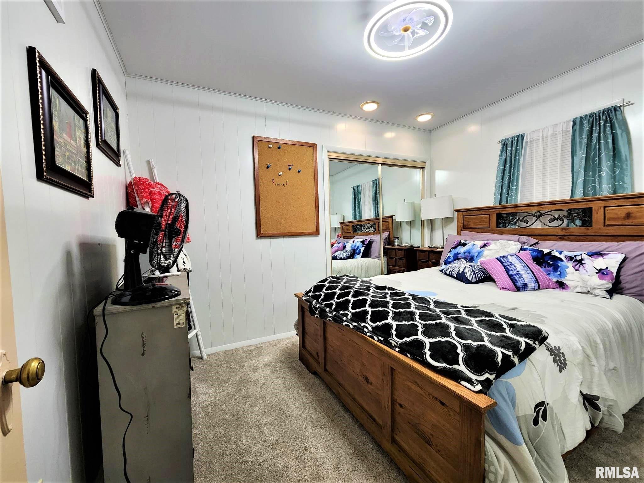 2017 Monroe Street Quincy, IL 62301 - Photo 10 of 27 Gallery Image 10