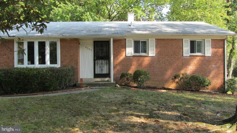 9501 Curran Road Silver Spring, MD 20901 - Photo 17 of 17 Exterior (Front)