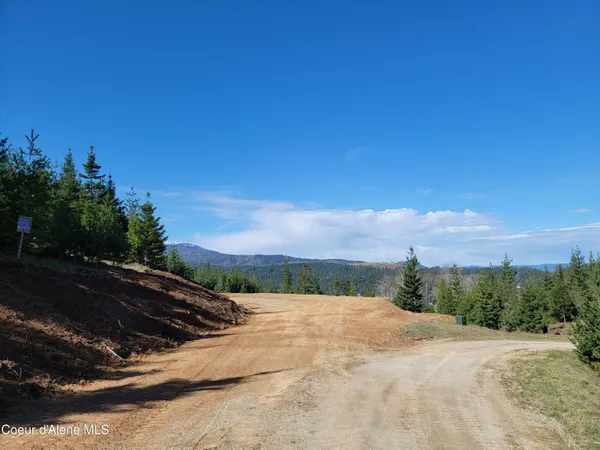 $249,000 | Lot J Lot J Frosty Lane, Pinehurst, ID 83850