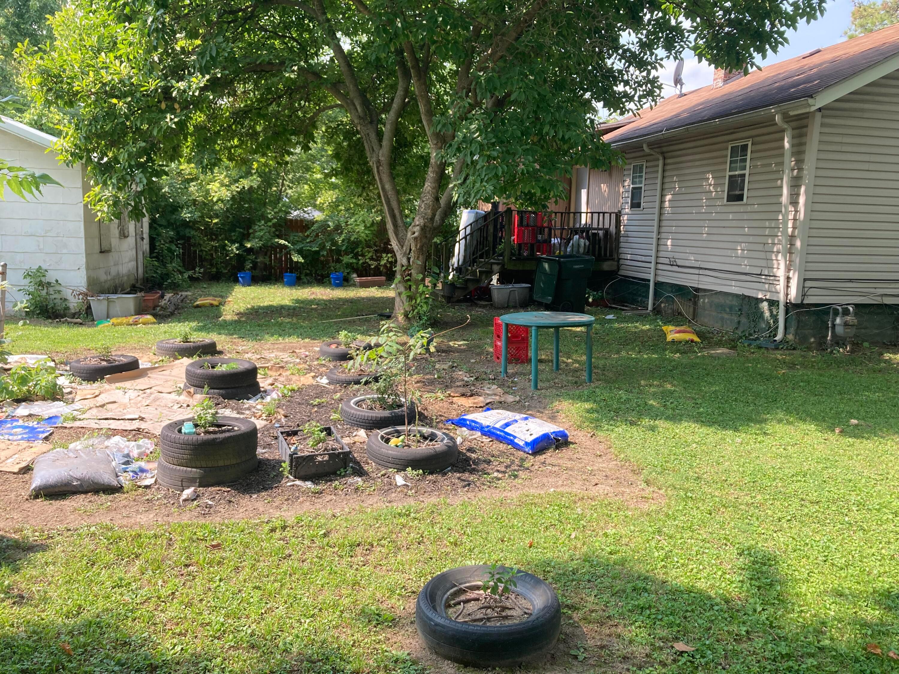 2033 Mock Road Columbus, OH 43219 - Photo 24 of 27 backyard