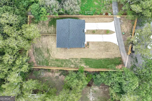 $1,800 | 44 Bond Street, Unit A, Royston, GA 30662