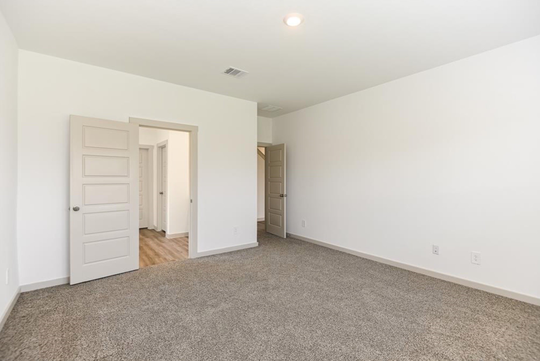 7918 Brumly Lane Rosharon, TX 77583 - Photo 25 of 34 an empty room with closet area