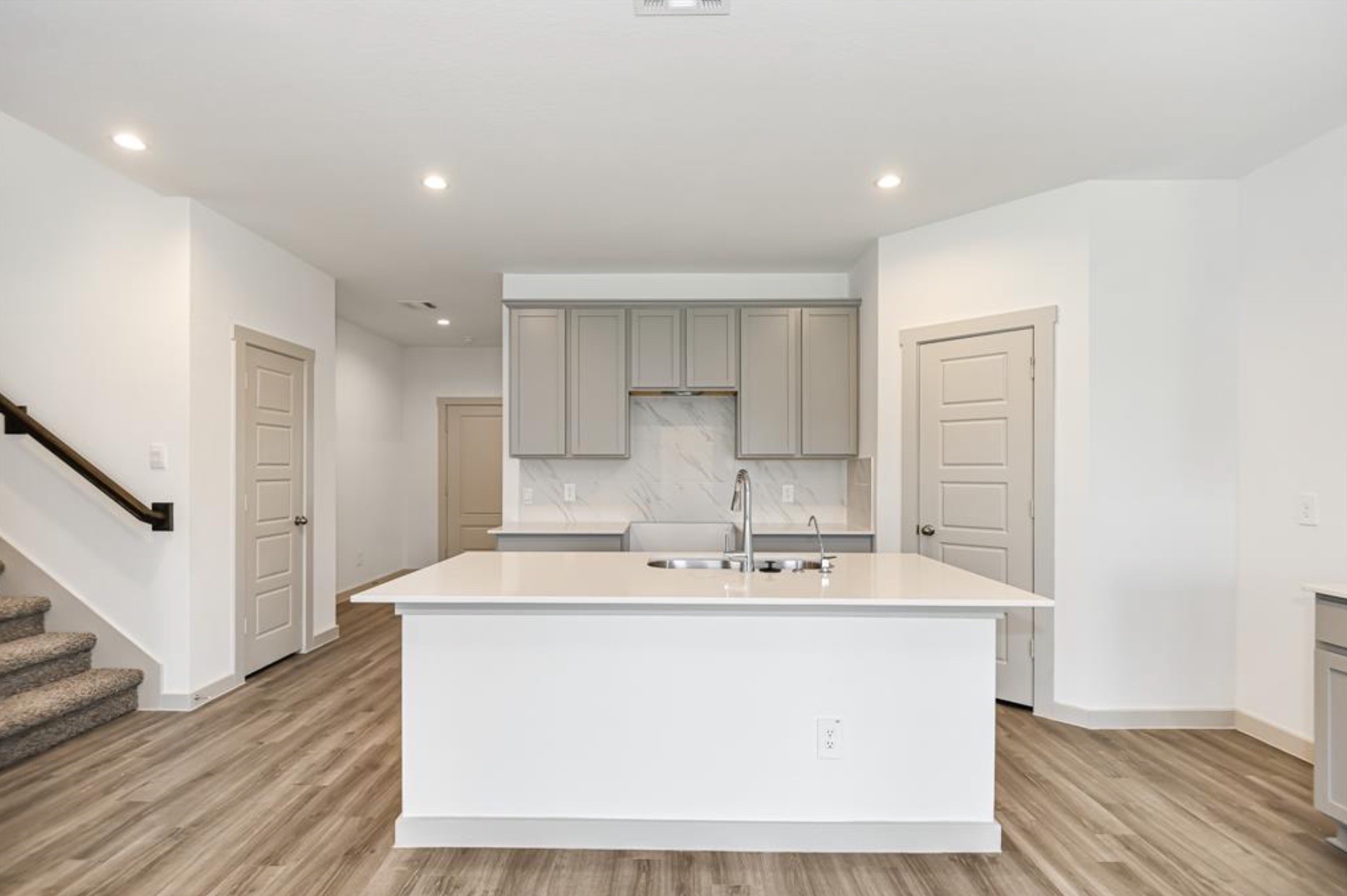 7918 Brumly Lane Rosharon, TX 77583 - Photo 3 of 34 a view of kitchen with sink microwave and refrigerator