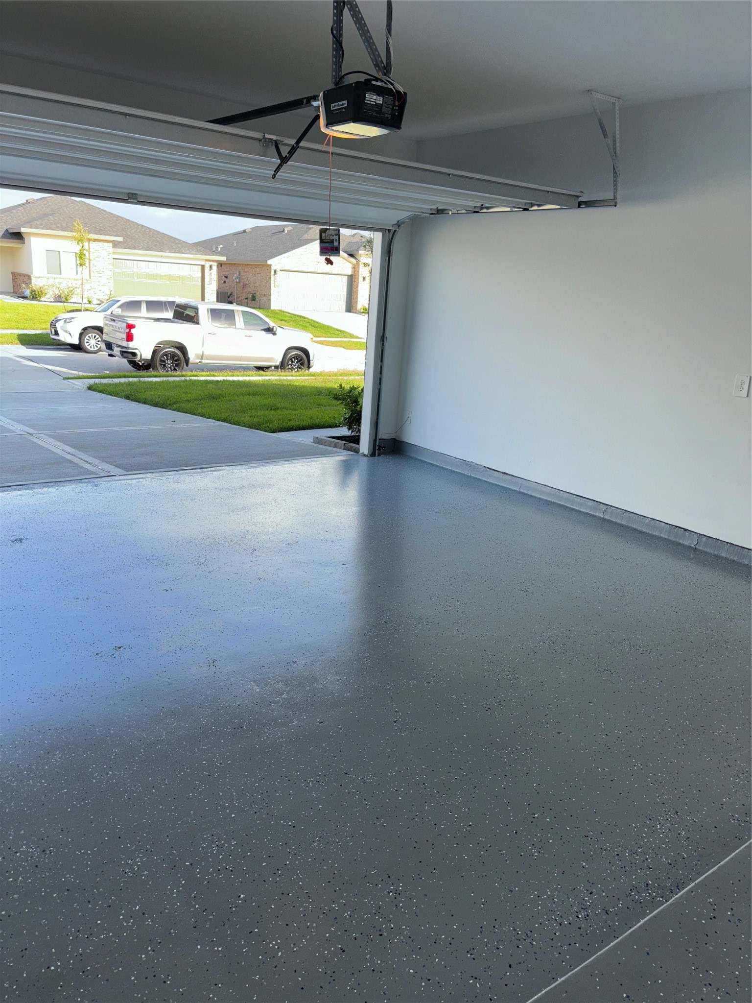 7918 Brumly Lane Rosharon, TX 77583 - Photo 32 of 34 a view of a garage