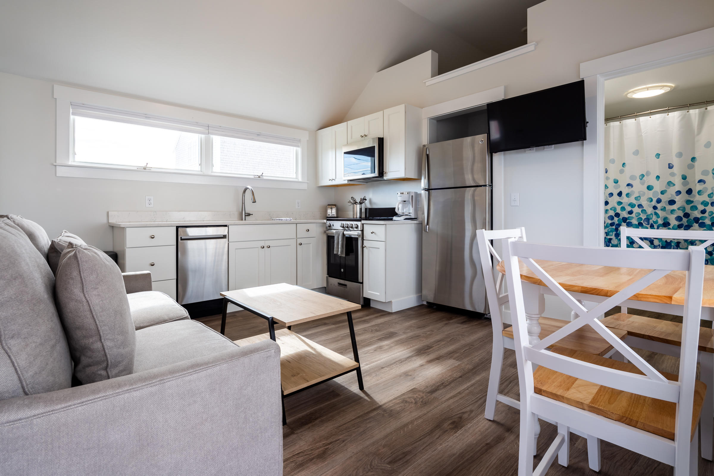618 Shore Road, Unit 11 Truro, MA 02666 - Photo 2 of 10 618ShoreRd11-02-NTruro-w