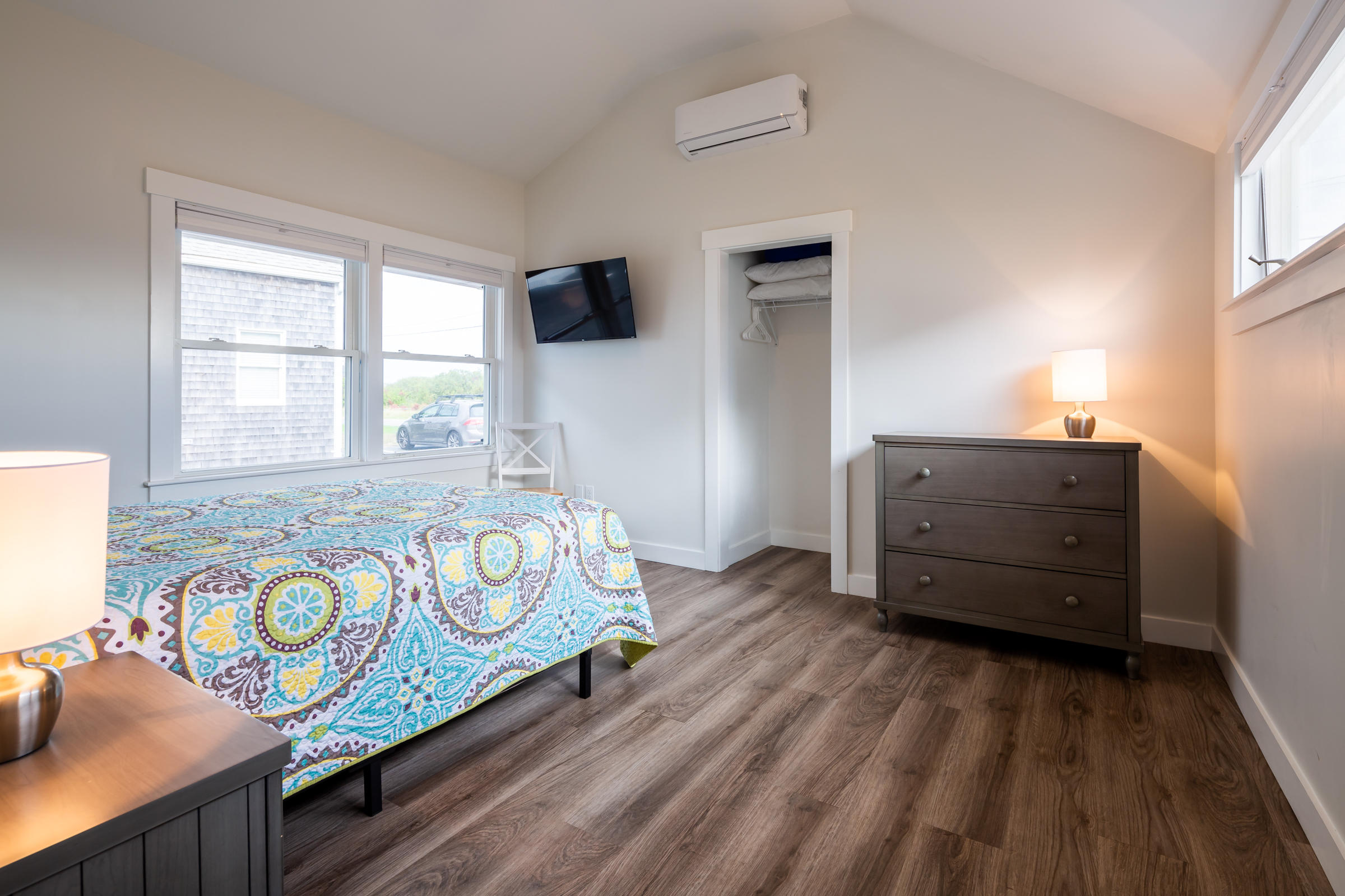 618 Shore Road, Unit 11 Truro, MA 02666 - Photo 5 of 10 618ShoreRd11-05-NTruro-w