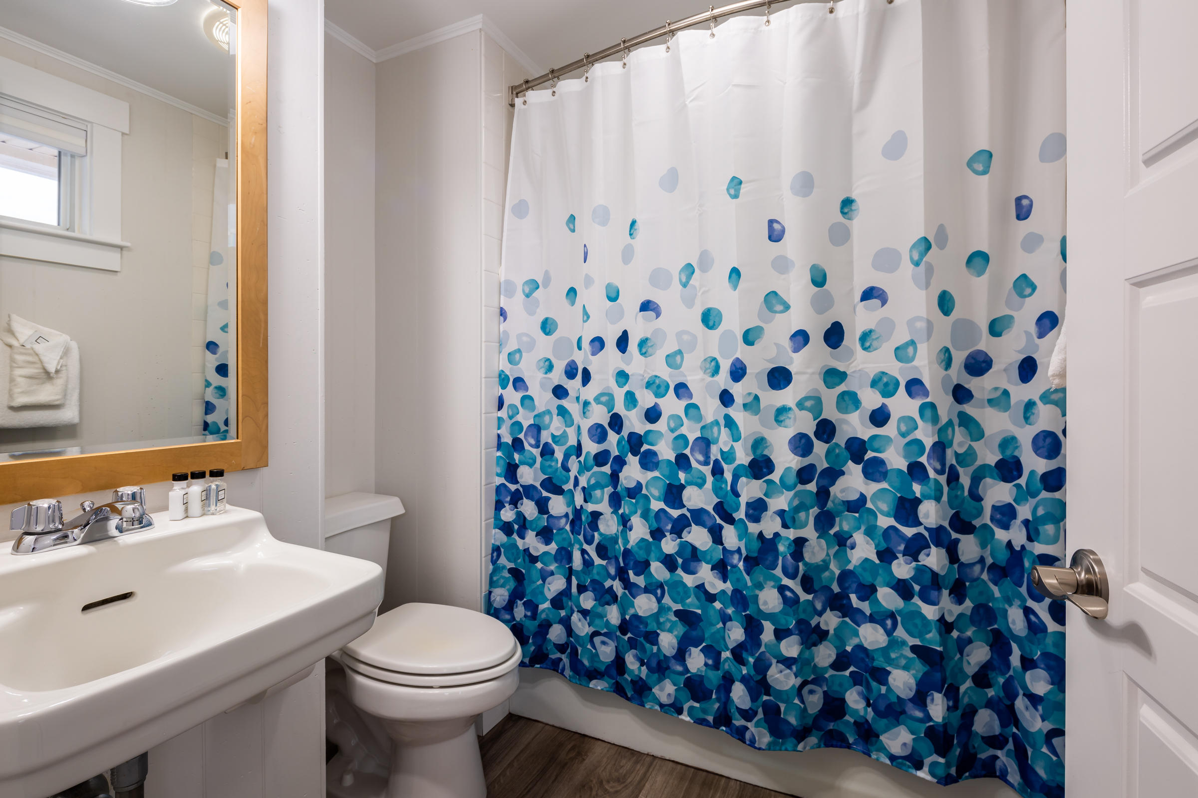 618 Shore Road, Unit 11 Truro, MA 02666 - Photo 8 of 10 618ShoreRd11-08-NTruro-w