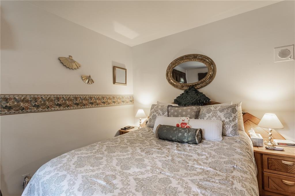 6124 Manning Road Indianapolis, IN 46228 - Photo 19 of 32 Gallery Image 19