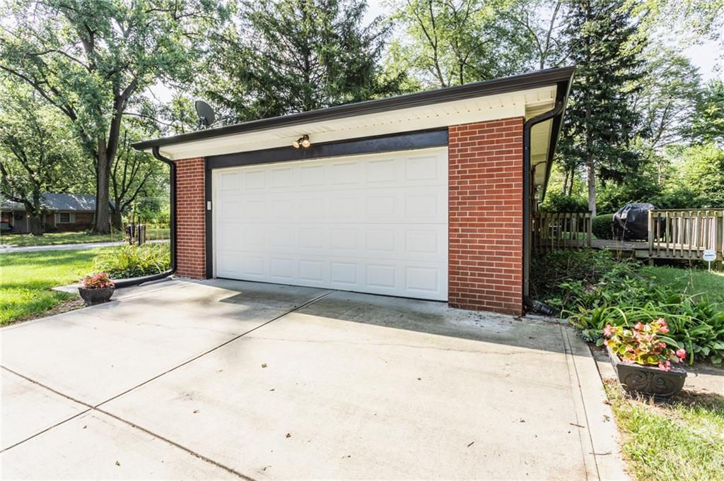 6124 Manning Road Indianapolis, IN 46228 - Photo 29 of 32 Gallery Image 29