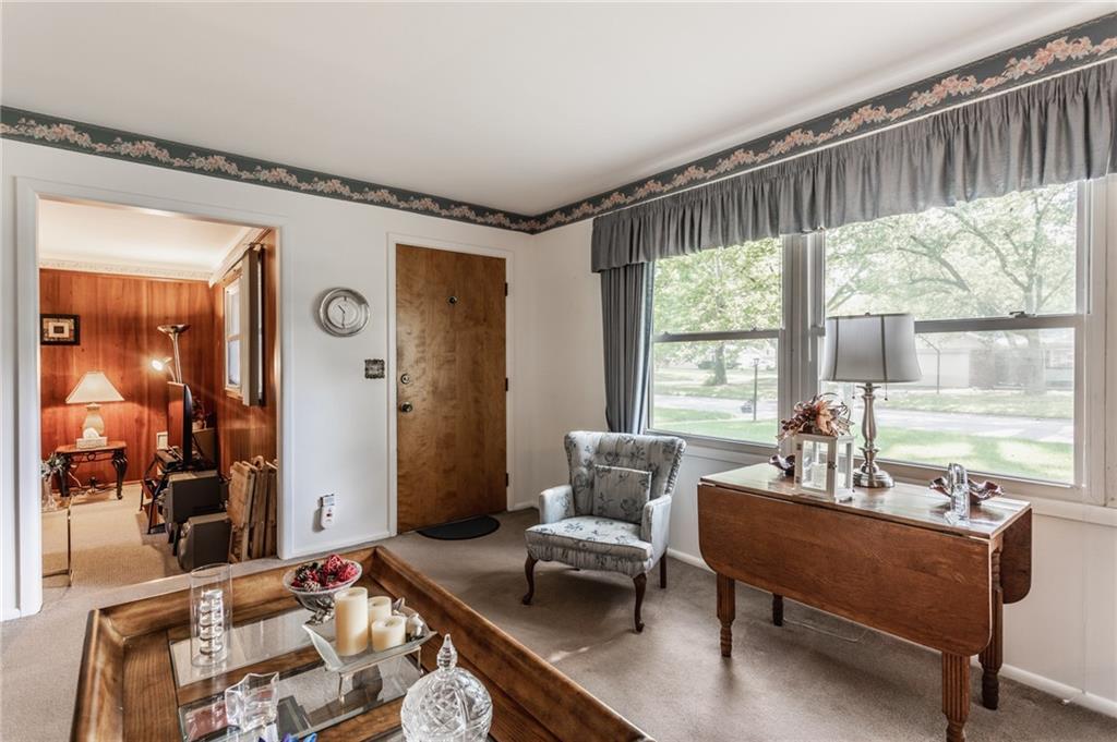 6124 Manning Road Indianapolis, IN 46228 - Photo 5 of 32 Gallery Image 5