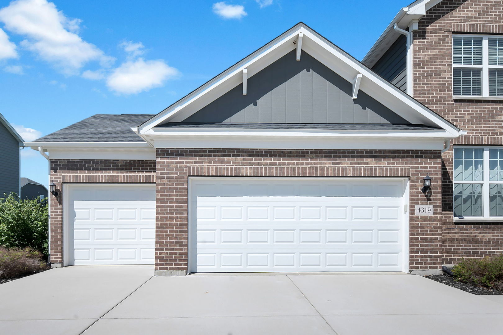 4319 Plantree Road Naperville, IL 60564 - Photo 2 of 69
