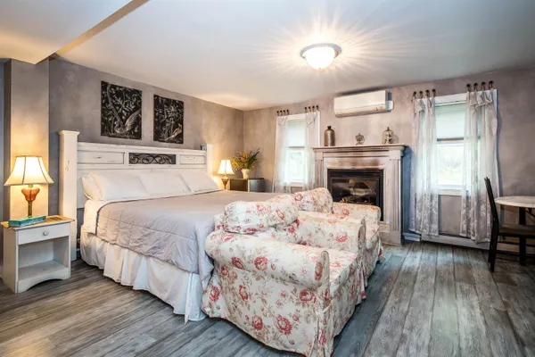 $1,374,000 | 78 Cream Hill Road, Mendon, VT 05751