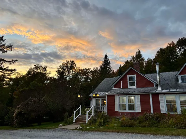 $1,374,000 | 78 Cream Hill Road, Mendon, VT 05751