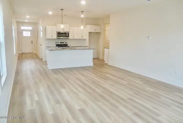 $2,200 | 26 East Farley Drive, Unit 63, Hampstead, NC 28443