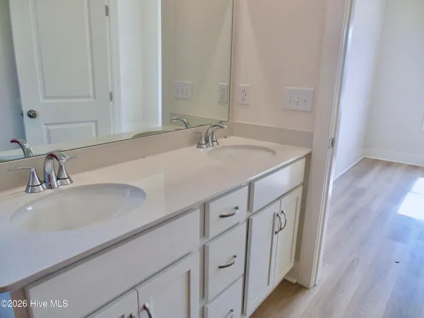 $2,200 | 26 East Farley Drive, Unit 63, Hampstead, NC 28443