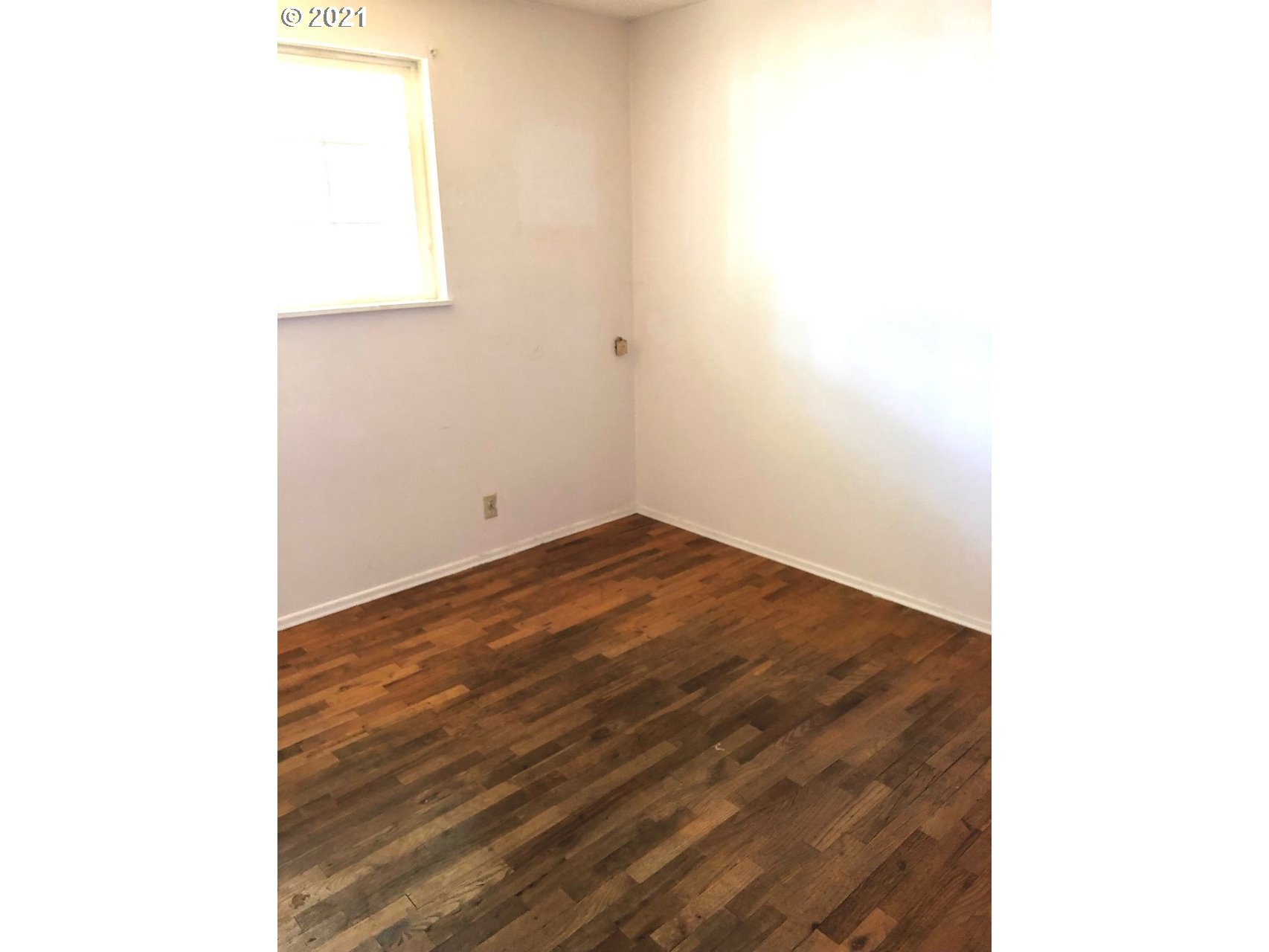 5816 F Street Springfield, OR 97478 - Photo 5 of 12