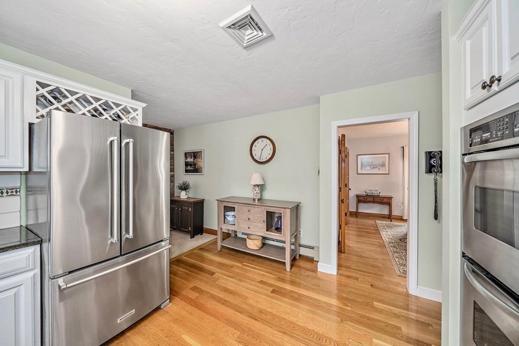 19 Damon Road Hanover, MA 02339 - Photo 7 of 33 Gallery Image 7