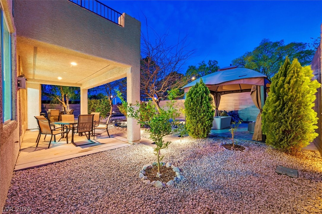 11377 Rancho Villa Verde Place Las Vegas, NV 89138 - Photo 30 of 46