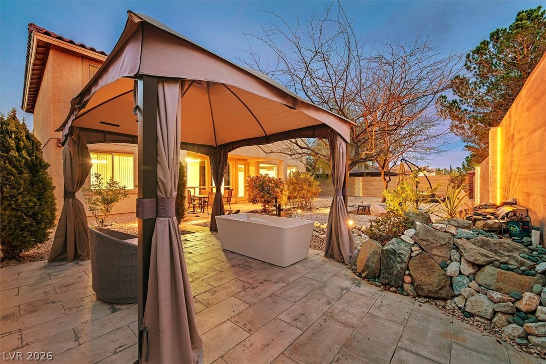 11377 Rancho Villa Verde Place Las Vegas, NV 89138 - Photo 36 of 46